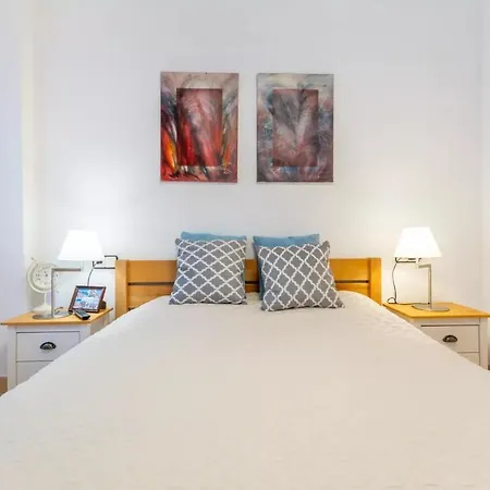 098 Acogedor Con El Balcon Y Wifi * تورّيفيِخا